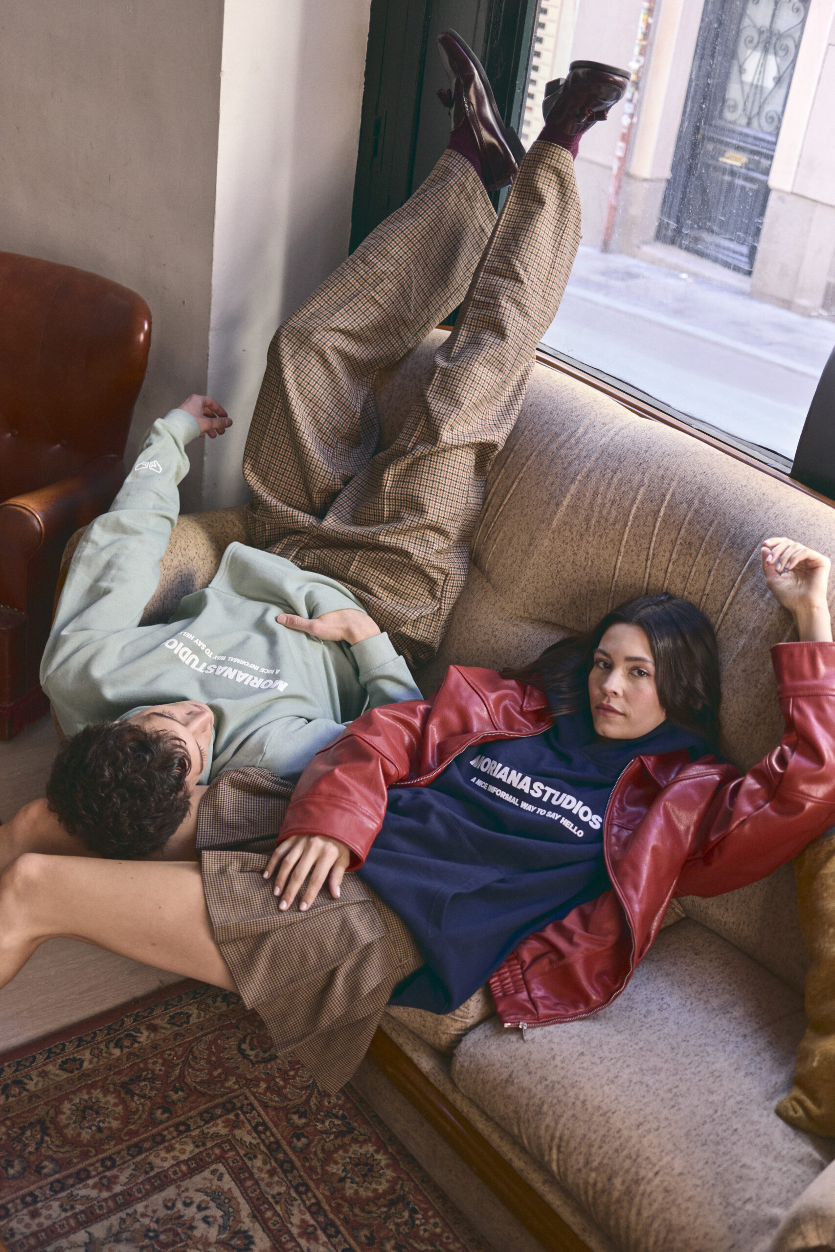 Moriana Fun Navy Oversized Hoodie - Imagen 7