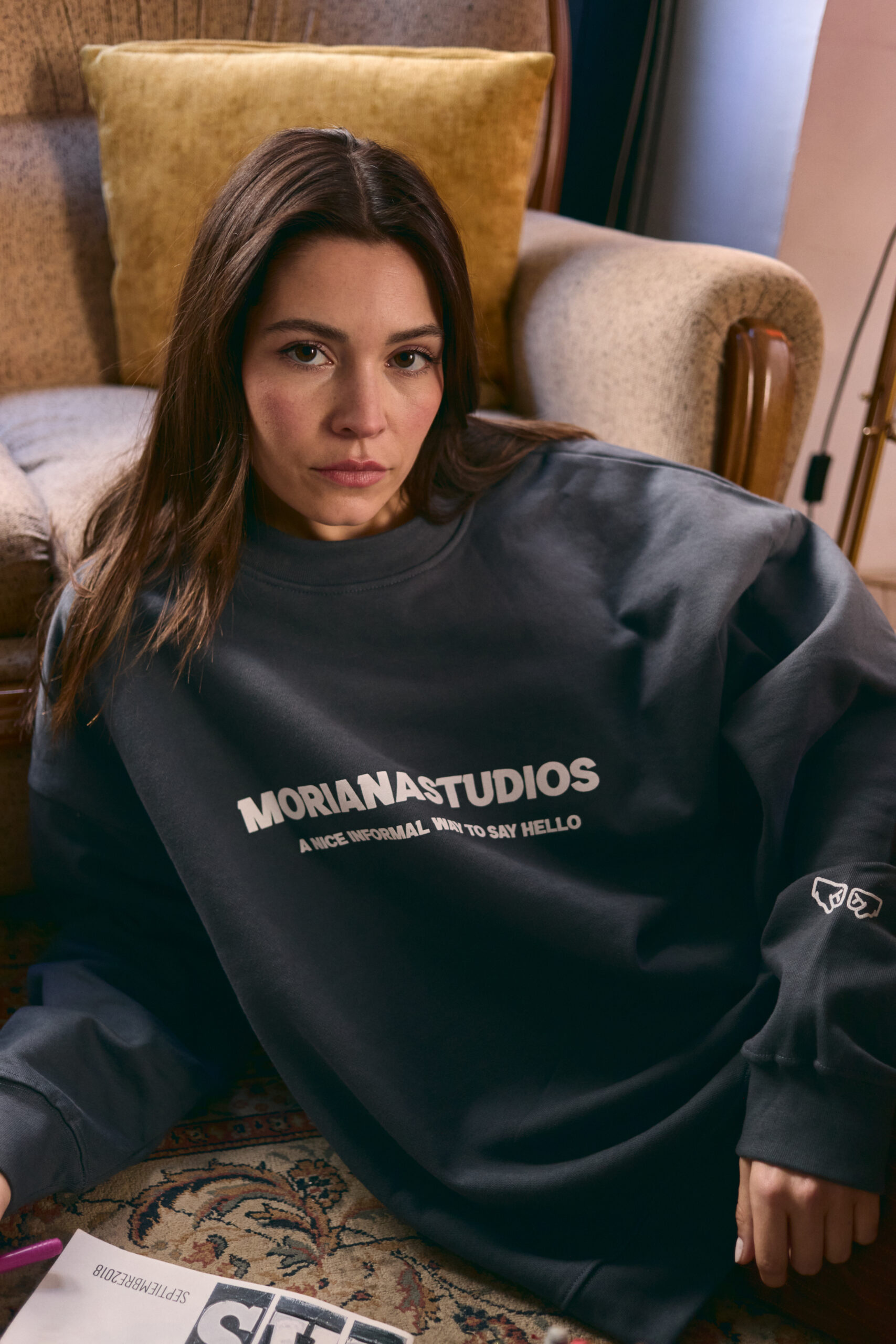 Moriana Fun Ebony Oversized Crewneck - Imagen 5