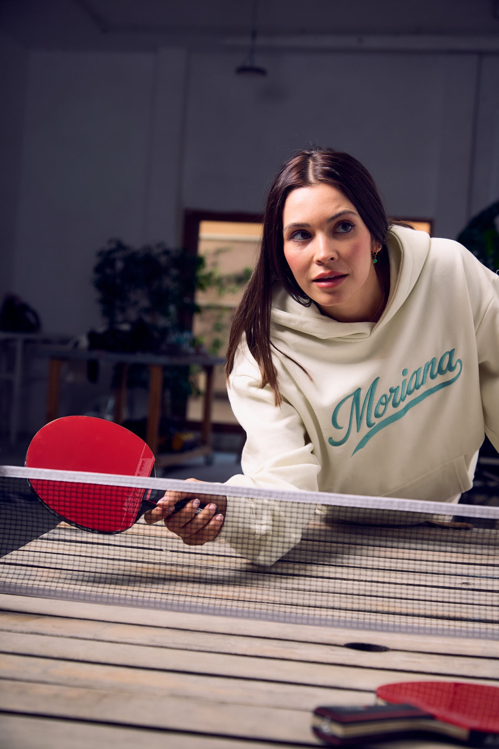 Moriana Logo Raw Oversized Hoodie - Imagen 8